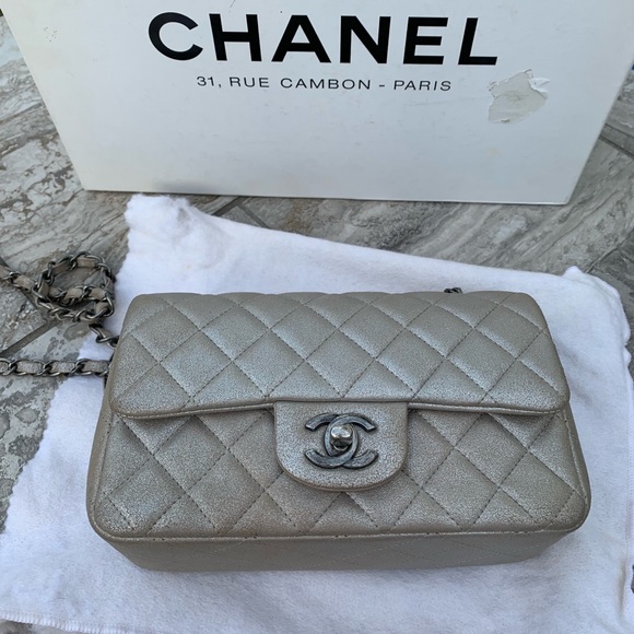 🛑 SOLD CHANEL Mini Rectangular - Picture 2 of 8